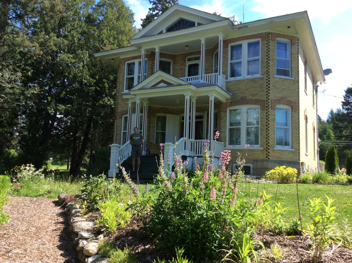 Auberge Taylor Manor Saint-Georges Exteriör bild